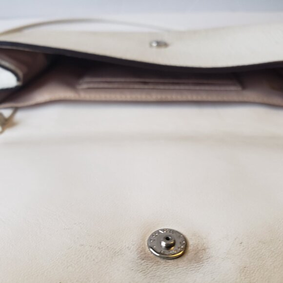 Coach crossbody bag.Small, rectangular bag with a flap closure - Picture 10 of 16